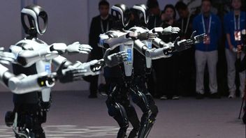 Maraton Robot Humanoid Pertama di Dunia Ditunda karena Cuaca Berangin
