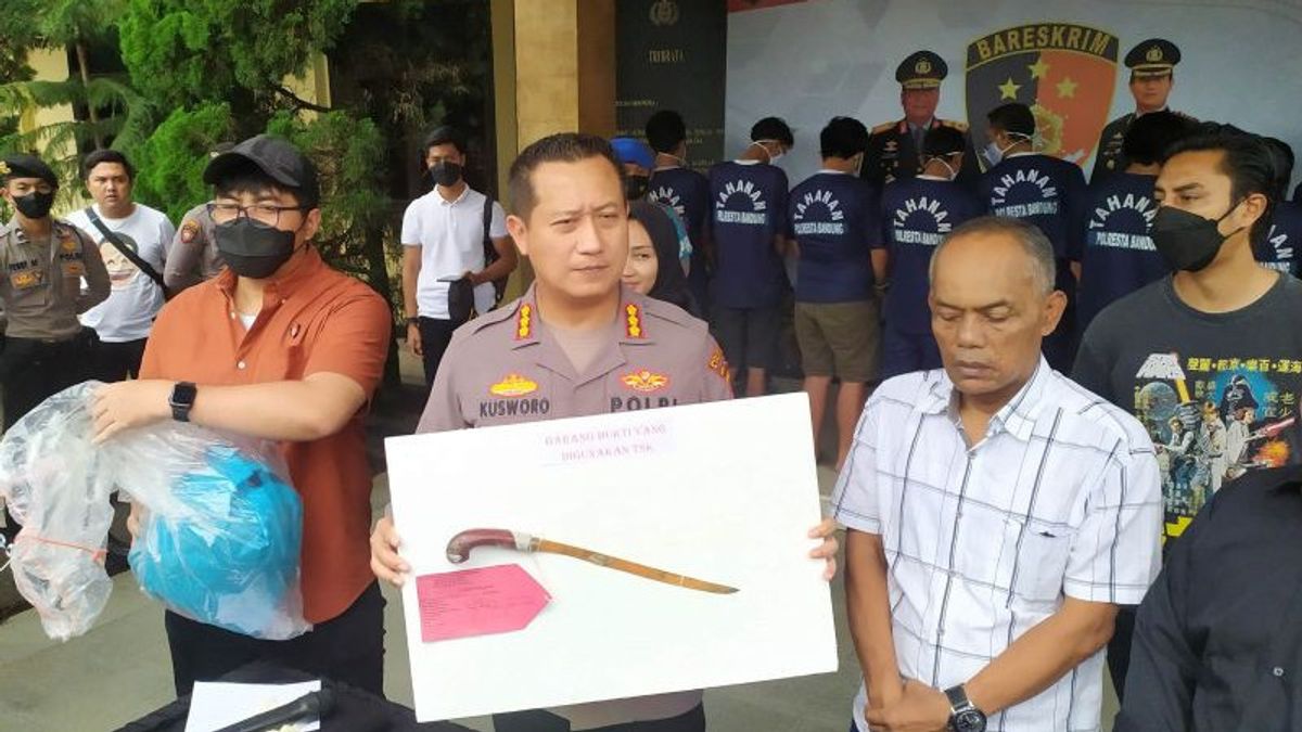 الشرطة تعتقل 8 عصابات بيسلات حتى الموت في باندونغ
