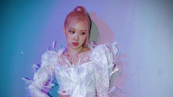 Blackpink’s Rosé Fixe La Date De Sortie Du Clip 'Gone'