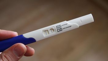 Ingin Mendapatkan Hasil Akurat? Begini Cara Menggunakan Test Pack yang Benar