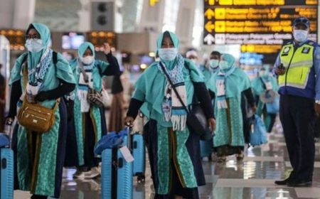 87 Jemaah Umrah Indonesia Terkonfirmasi Positif COVID-19