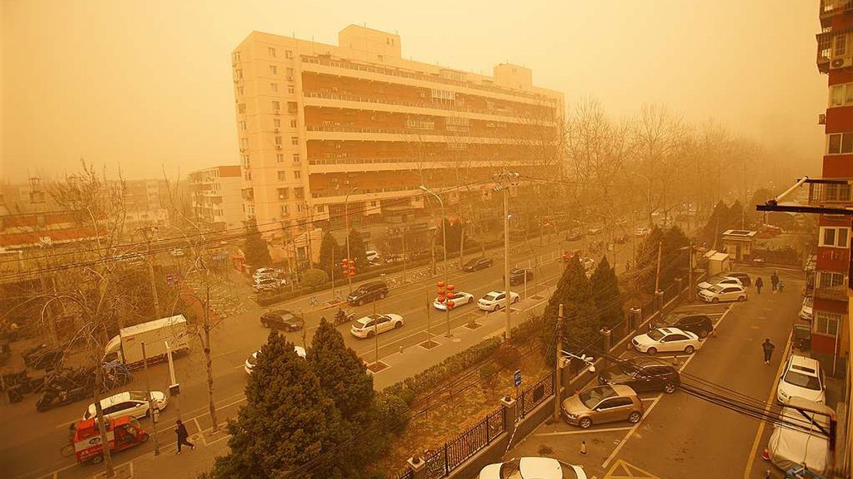 Badai Pasir Kembali Selimuti Beijing, Bawa Partikel Berbahaya yang Bisa Masuk Aliran Darah