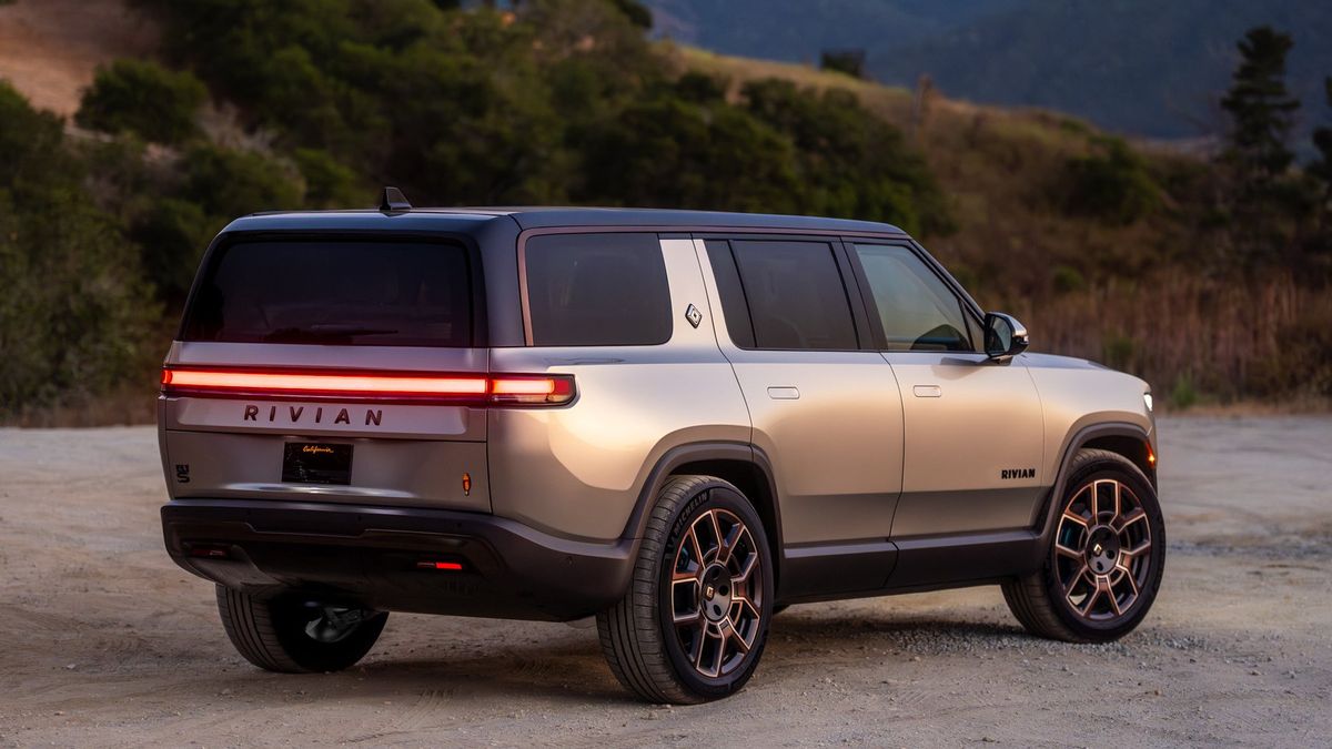 Rivian为Pebble Beach创建了特殊版R1S SUV,即将拍卖