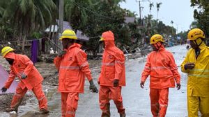 Masrang dan Cahaya dari Aceh: Kisah Petugas PLN yang Menyalakan Harapan di Tengah Gelap