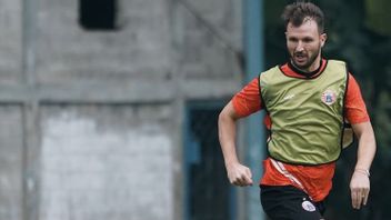 Persija Confirms Marco Motta Is Absent Against Persita Due To Injury
