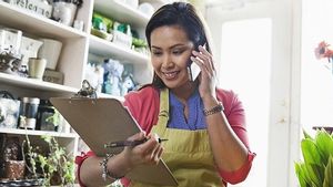 印度尼西亚拥有中小企业的女性占从收到数字支付以来收入的增长的54%