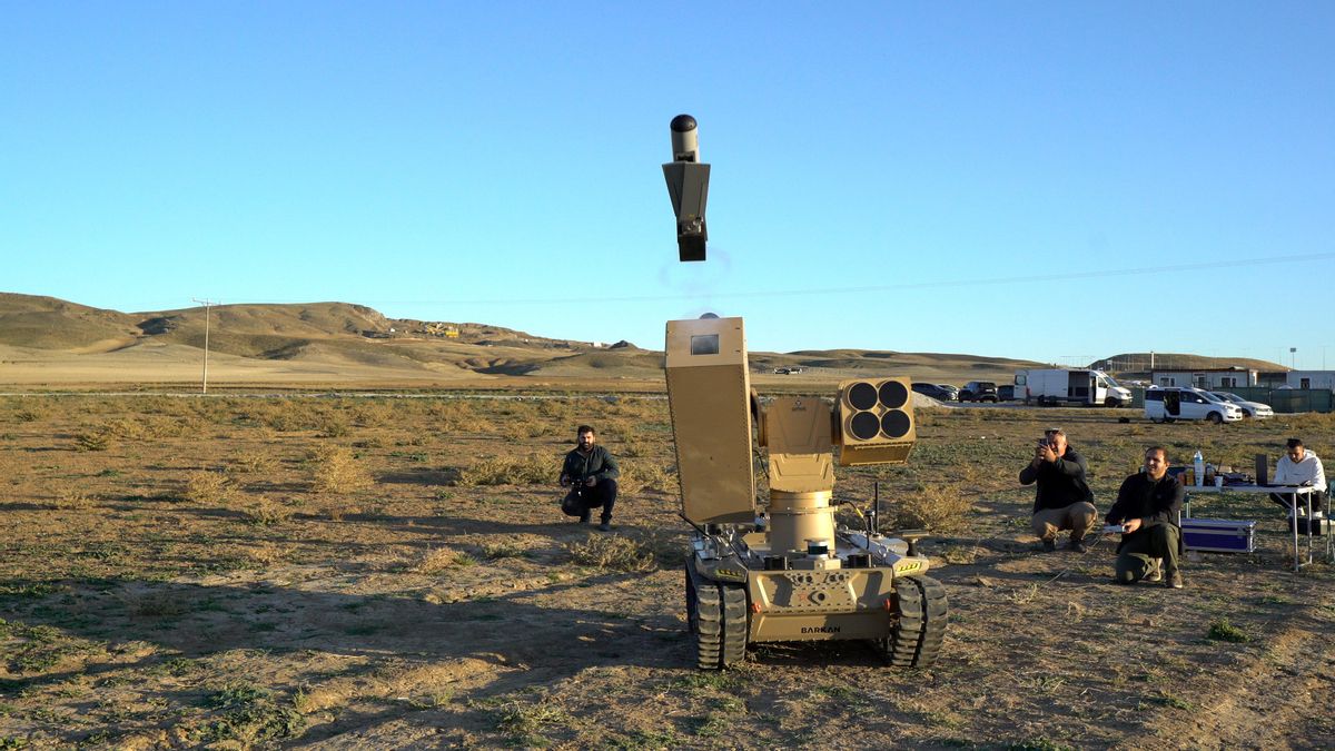 土耳其军用无人驾驶陆用车成功发射缓冲弹药