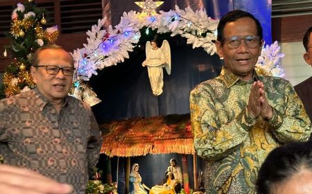 Kunjungi Katedral Jakarta, Mahfud MD: Natal 2023 dan Tahun Baru 2024 Berjalan Lancar