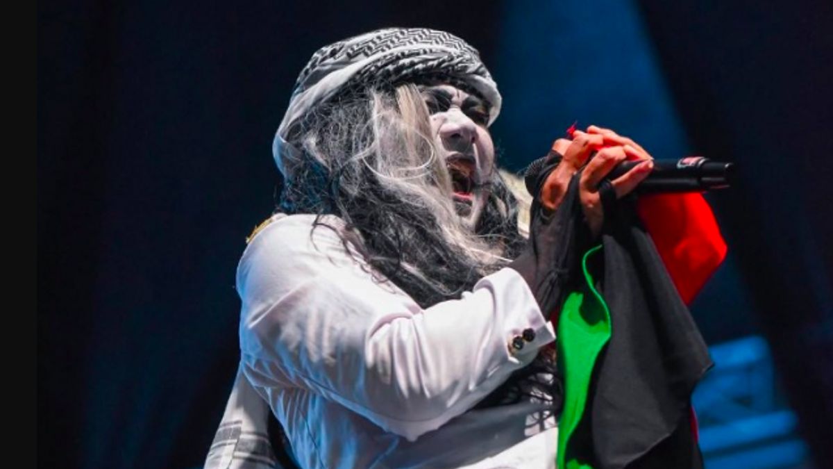 توضيح من كابتن فرقة Kuburan بشأن ظهور أغنية "Tak Diberi Tulang Lagi" التي انتقدها Slank