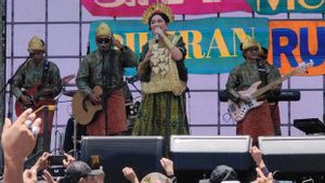 Happy Asmara Absent From People Outside Jakarta Who Are Present At The People's Party Stage