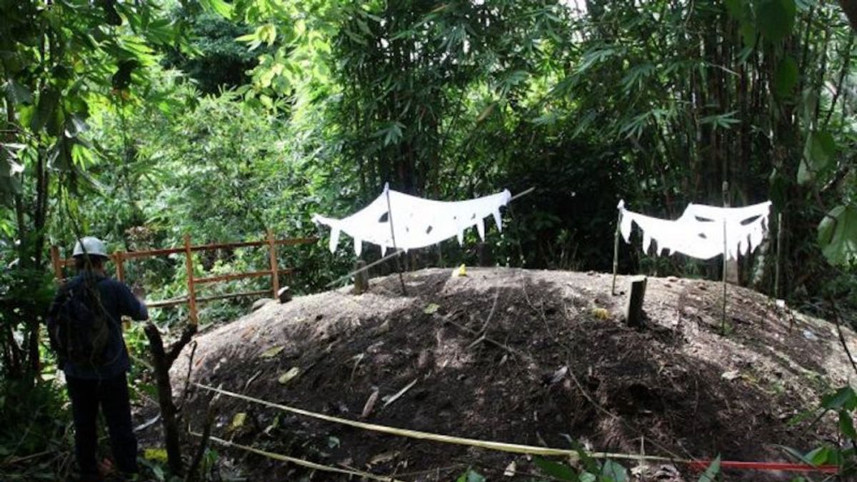مقبرة الصوفي ترتفع في بادانج باريامان، الخبراء: قد يكون هناك غاز 