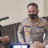 Propam Polda Jawa Timur Periksa Polisi Viral Dangdutan