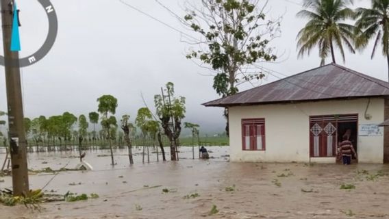 BNPB希望电力能够在哥伦打洛洪水的影响下迅速恢复