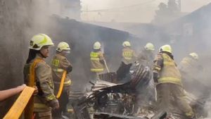 Tiga Rumah Warga di Jaktim Ludes Terbakar akibat Tabung Gas Bocor Saat Memasak Lontong