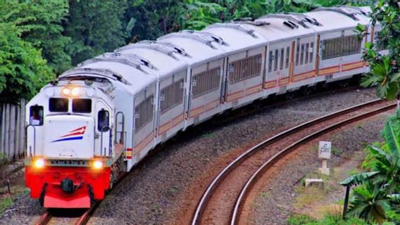 4 Kereta Api dengan Rute Terpanjang di Indonesia, 2 di Antaranya Lebih dari 1.000 Kilometer
