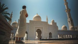 5 Amalan Sebelum Puasa Ramadan: Memperbanyak Puasa di Bulan Syaban hingga Ziarah Kubur 
