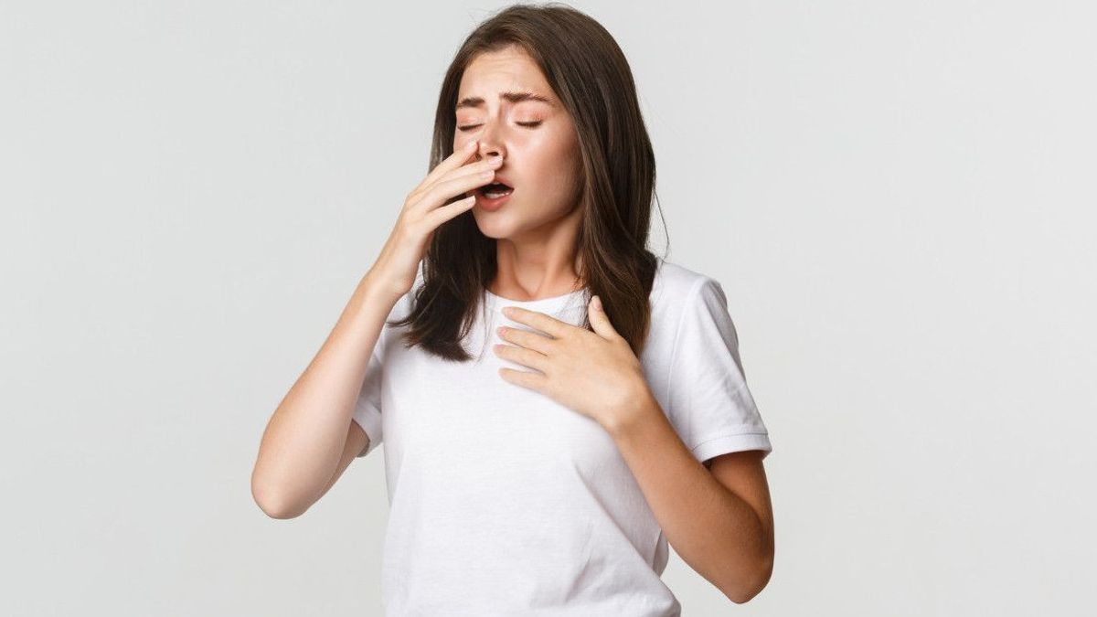 8 Cara Alami Mengatasi Bersin-Bersin Akibat Alergi; Tenang, Biasa Diatasi dengan Cepat