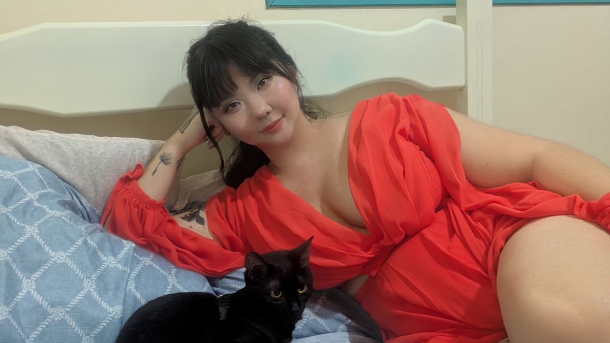 エイリアンAIのグロックは、女性と未成年者のポルノ写真を制作した後に世界的なスキャンダルを引き起こした