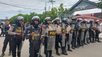 Conditions in Sorong Heat Up Following the Transfer of Four Treason Detainees to Makassar, Tribal Chief Requests Traditional Dialogue