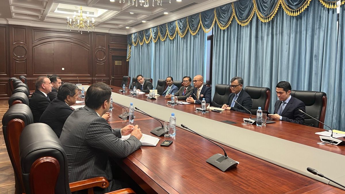 Bertemu Wakil Perdana Menteri Tajikistan, Wamenlu Tata Dorong Penguatan Kerja Sama Ekonomi
