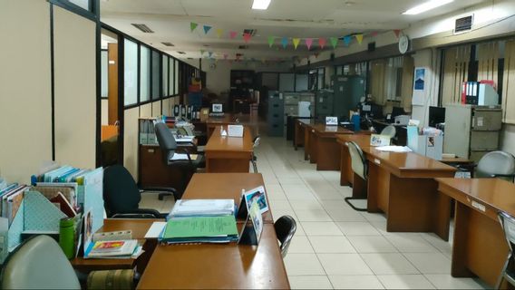 اثنين من الموظفين الإيجابيين من COVID-19، سودين Nakertrans-E مكتب تأمين
