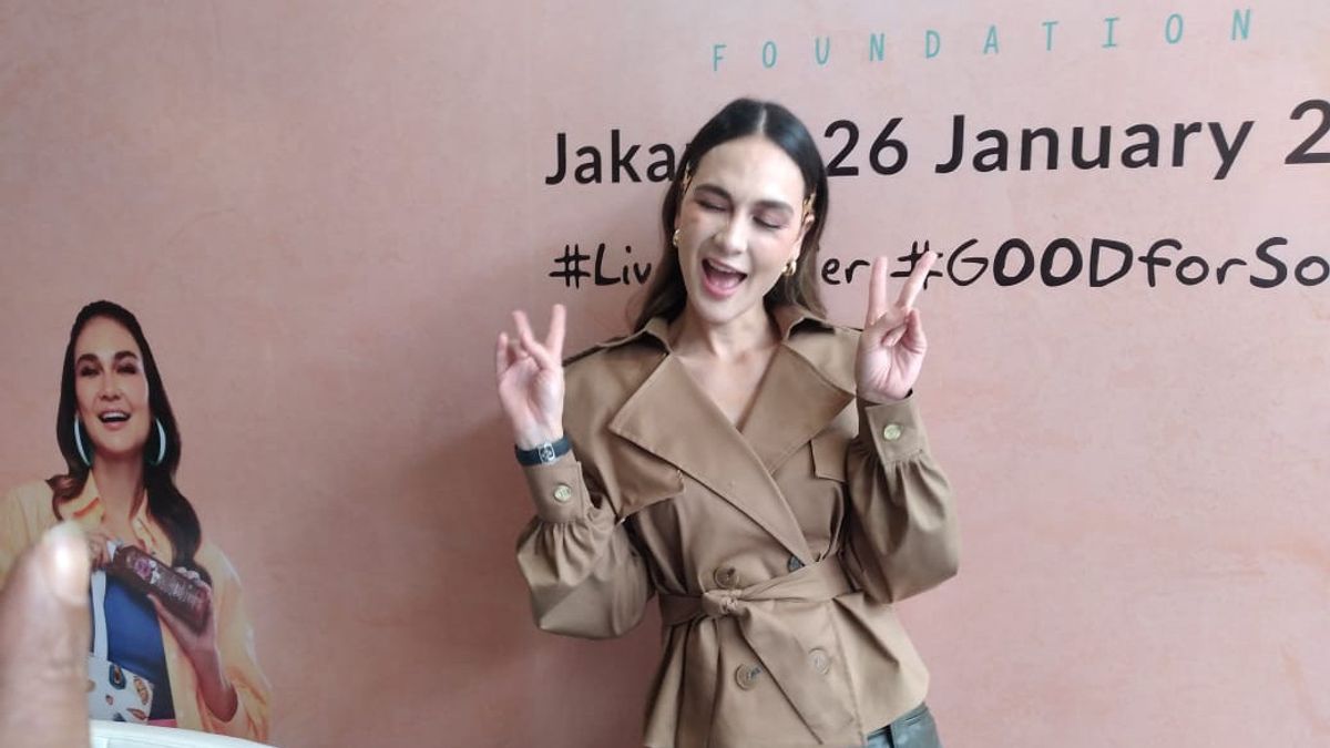 Klarifikasi Hubungan dengan Gading Marten, Luna Maya: Dia Menyenangkan