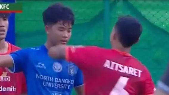 Using Muay Thai Technique, This Thai Player Makes KO Opponents On The Field: Immediately Fired By Bangkok FC After The Match