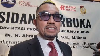 国会议员支持停止荣誉教师案件，法律不要伤害正义感