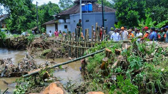 Minta Pantau Sungai di Jateng Berpotensi Melimpas, Ganjar Minta Seluruh Pihak Bersinergi