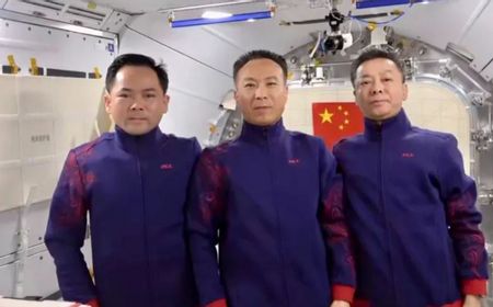 3 Taikonaut Shenzhou-15 Mendarat di Gurun Gobi