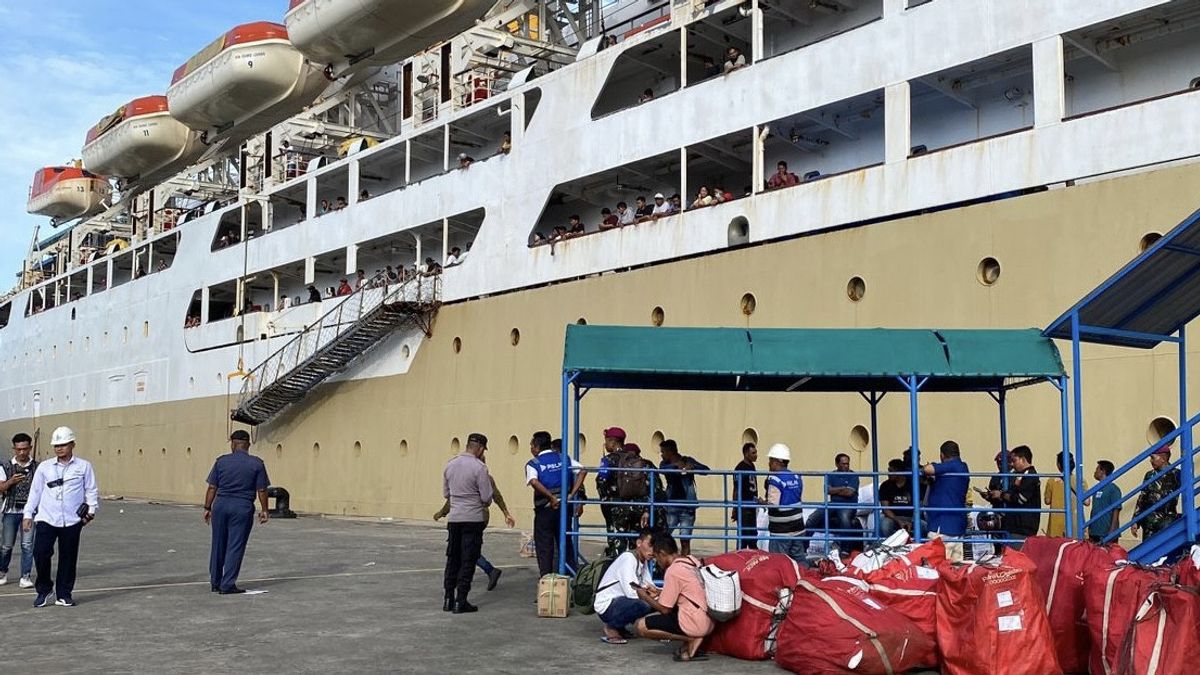 Le ministère des Transports a fourni 47 194 billets gratuits pour les navires de mer pour le Mudik et le retour de la longitude 2024