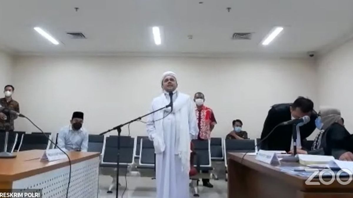 Rizieq Shihab Asks To Walkout, Judge Continues The Session: Listen First
