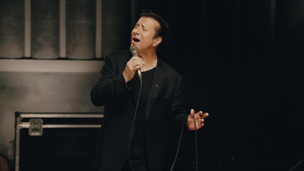 Steve Perry Tarik Gugatan Atas Merek Dagang Lagu Journey