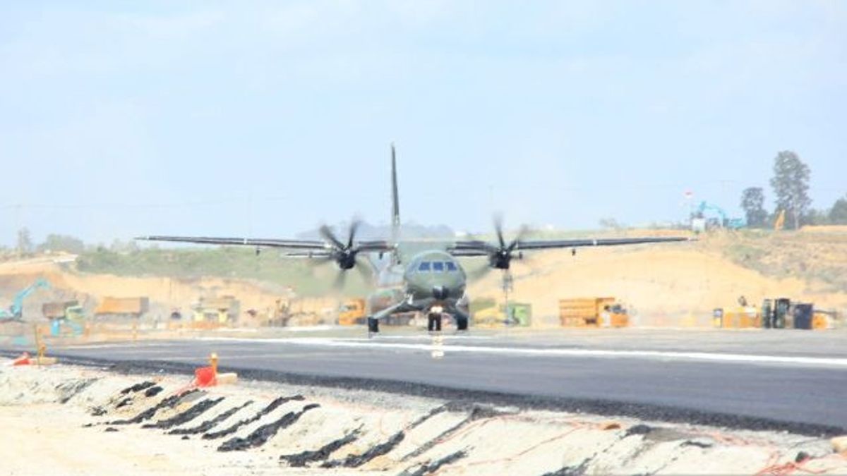 Trois avions d’essais de l’aéroport de TNI de l’Autorité d’Afrique d’Indonésie