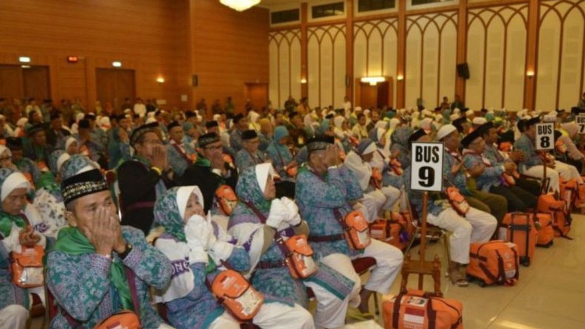 Menko PMK: 17 Ribu Calon Haji Indonesia Alami Masalah Administrasi