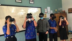 Cara Kerja Virtual Reality dan Manfaatnya untuk Pendidikan, Militer, dan Kesehatan 