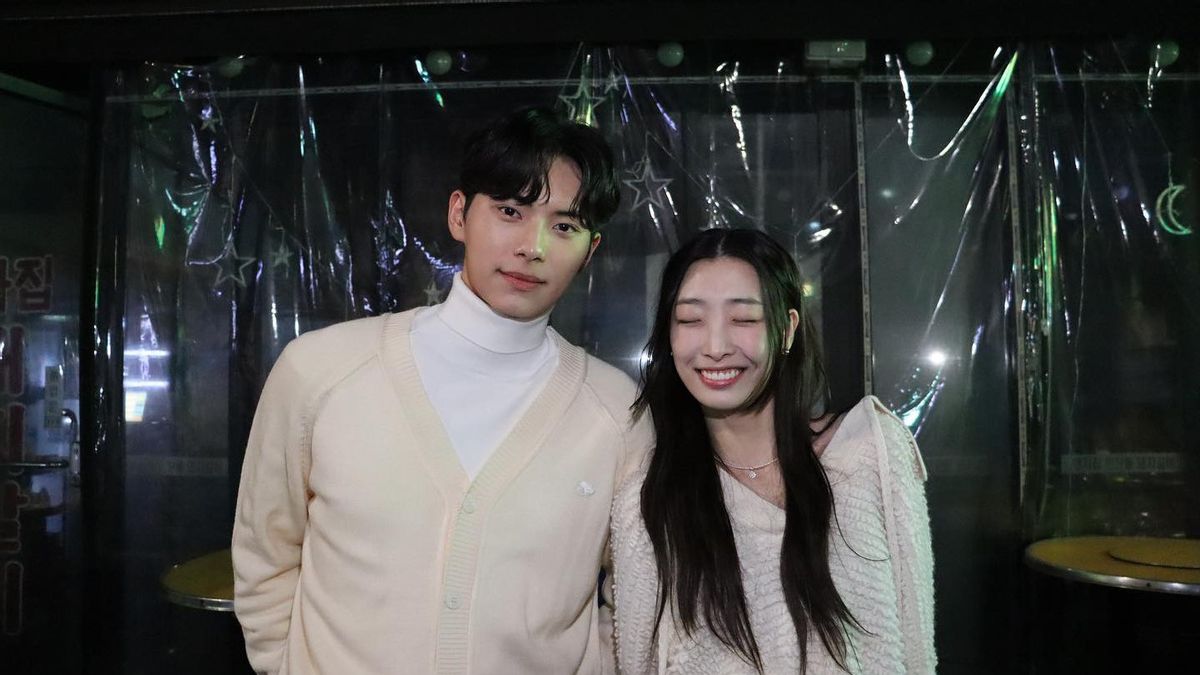 Lee Chae Min Balas Kritik Haters untuk Ryu Da In dengan Cara Ini