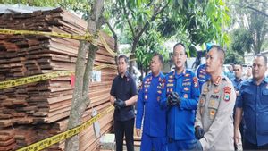 Ditpolairud South Kalimantan Police Unload Illegal Logging Wood Business, 8 People Become Suspects