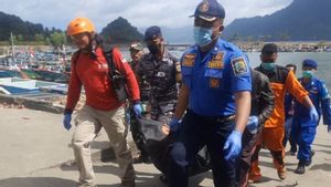 4 Nelayan Korban Kapal Tenggelam di Pantai Gladak Ditemukan Tewas