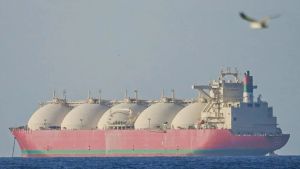 Selat Hormuz Ditutup Lagi, Dua Kapal Pertamina Tertahan