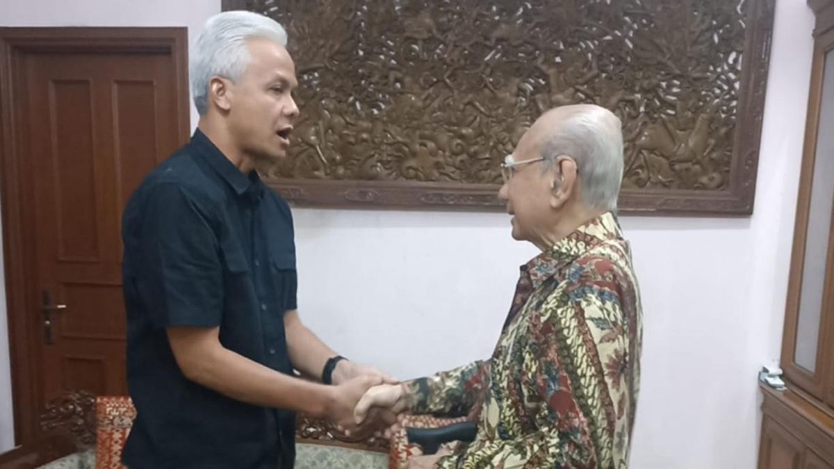 Ganjar Pranowo Meets Emil Salim, He Receives This Message Regarding The Condition Of The Nation