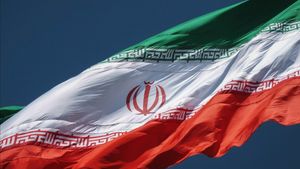 ホワイトハウス当局者は、イランが弾道ミサイルでイスラエルを攻撃する準備をしていると信じている