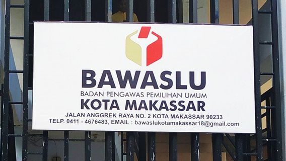 Bawaslu Sends Findings Of Violations Of 8 Voting Committees To The Makassar KPU