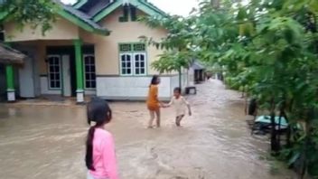Banjir dan Longsor Terjang Sekotong Lombok Barat, Bocah 8 Tahun Meninggal 