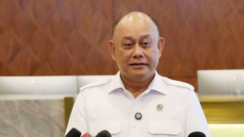 Bos BGN menafsirkan pengadaan laptop dan alat makan hingga triliunan rupiah