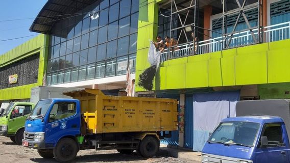 Pemkot Surabaya Jadikan Pasar Kembang Pusat Grosir Jajanan Tradisional