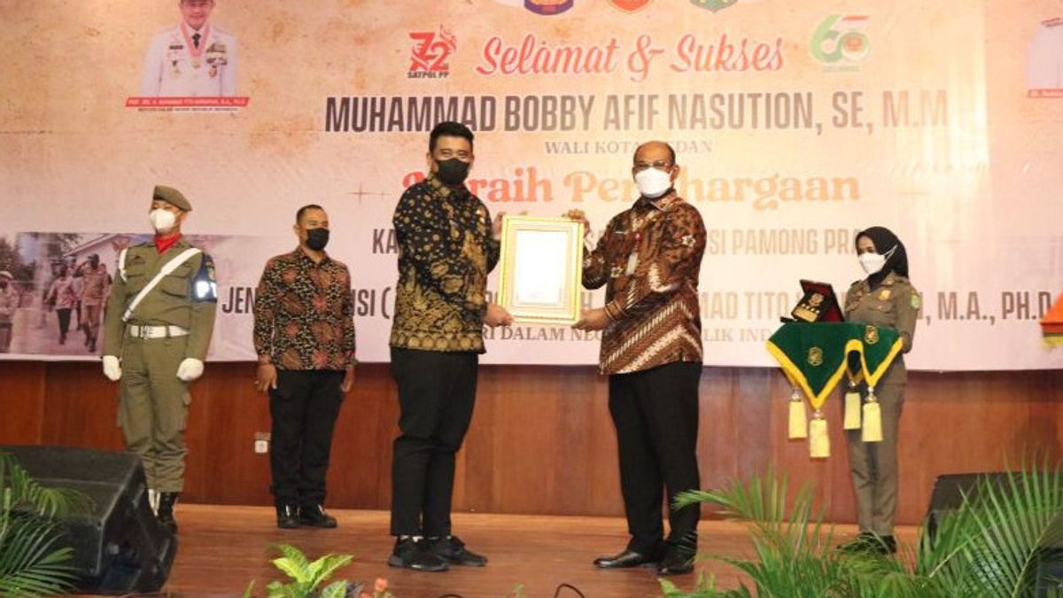 Kemendagri Apresiasi Bobby Nasution, Medan Kota Satu-satunya di Indonesia dengan Capaian Vaksinasi 96,79 Persen