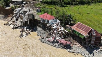 PDIP Legislator Urges Determination Of Aceh-Sumatra National Disaster Status: What Longs To Go?