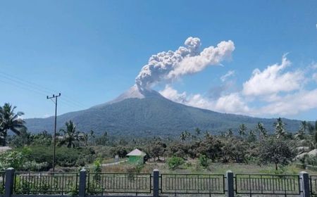 Potensi Erupsi Gunung Lewotobi Laki-laki di Flores Timur Masih Ada, Tetap Waspada