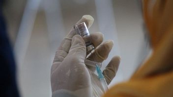 عدد المستفيدين من اللقاح في إندونيسيا يصل إلى 152.405 مليون متلقي اللقاح